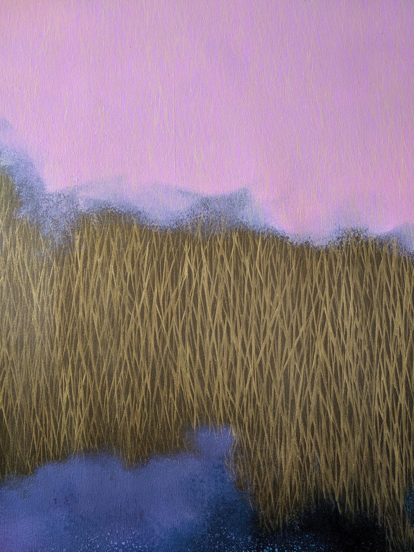Textured surface with wavy pattern in gold and purple